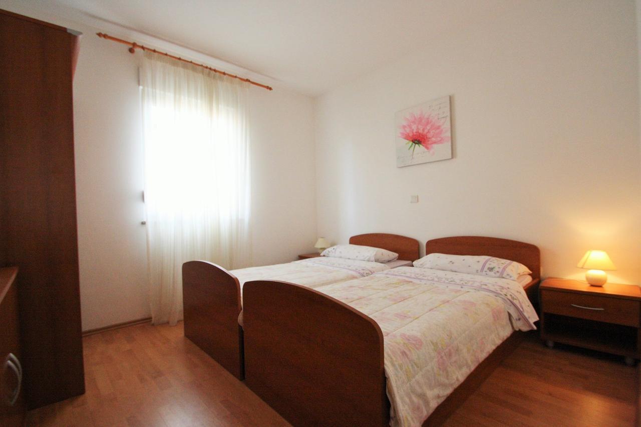 Apartment Bilic With Balcony 波雷奇 外观 照片